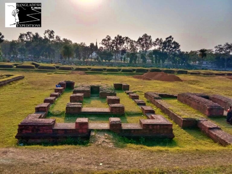 Moinamoti Shalvan vihar