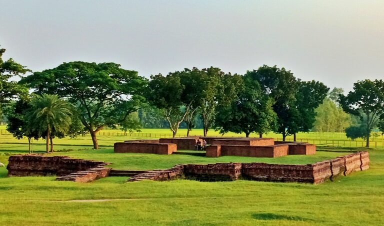 ruins of Vashu Vihara